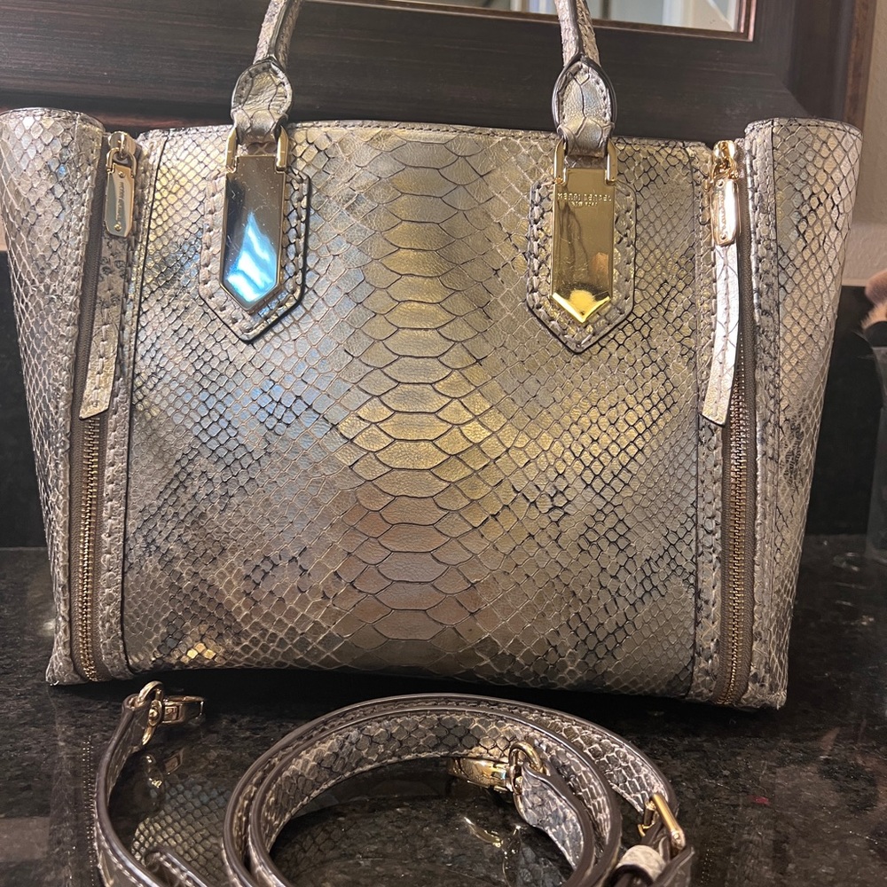 Henri Bendel Shoulder Handbag